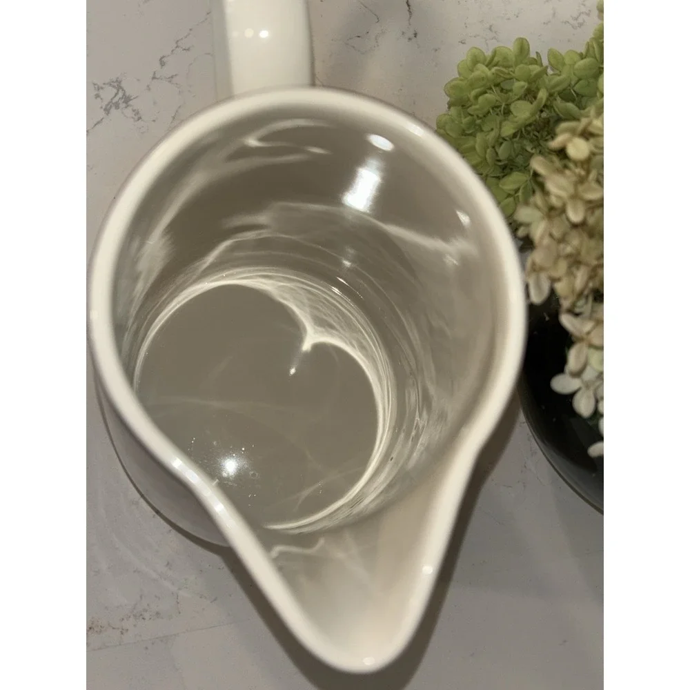 EUC Williams Sonoma Damask Easter Bunny Pitcher Blue Retired 85 Oz